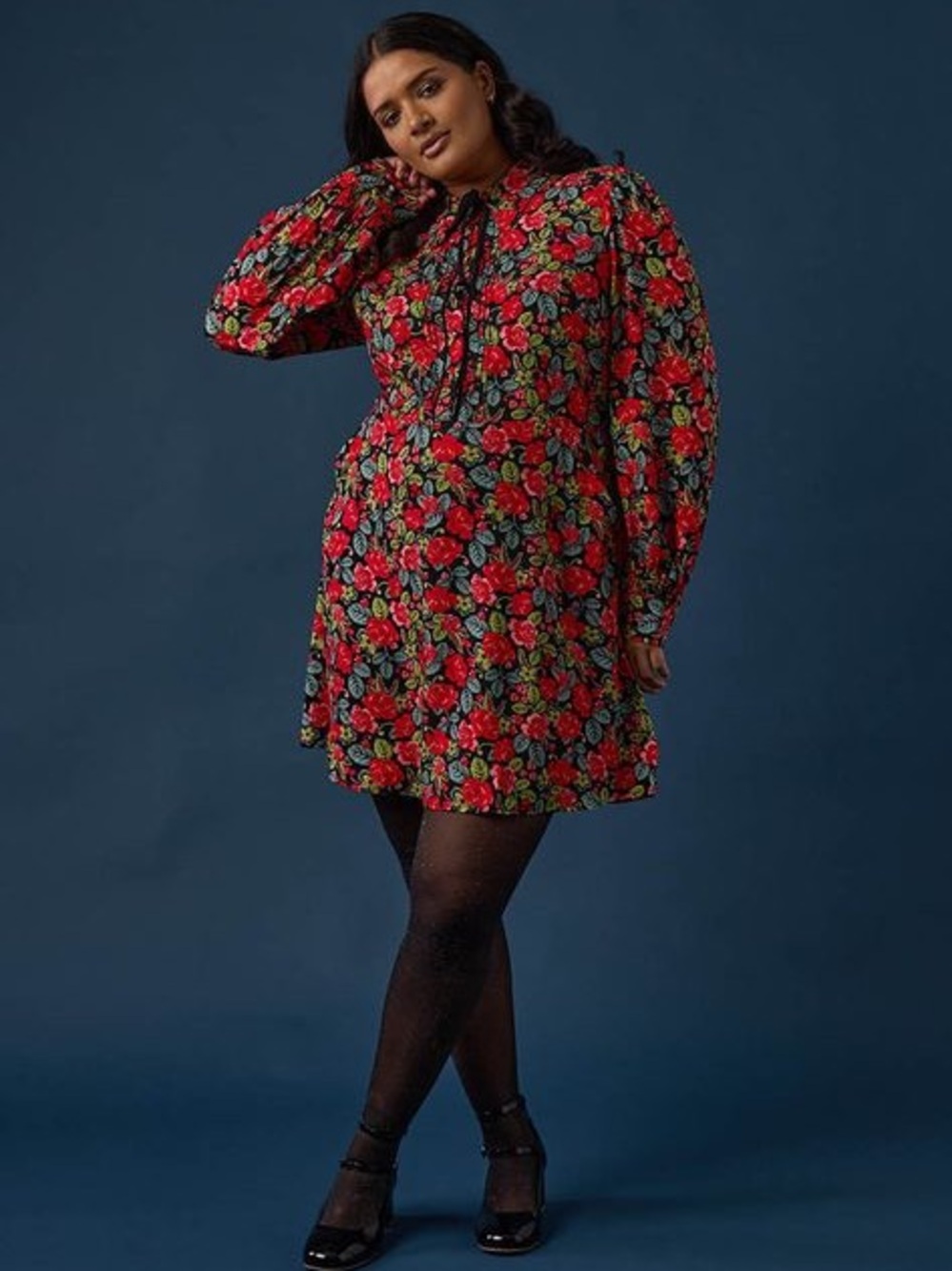Joanie Paulina Rose Plus 22 Floral Long-Sleeve Dress Velvet Tie Neck Buttons - Picture 2 of 10